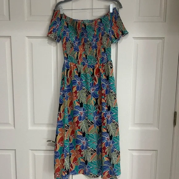 Cupshe Blue and Pink Smocked Off-Shoulder Sundress - Picture 4 of 4